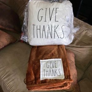 Rae Dunn GIVE THANKS blanket & pillow